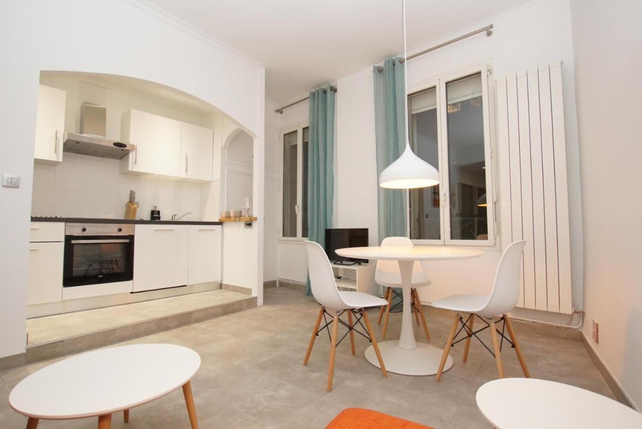 Suite Volupte Classee 3 Etoiles Avec Vue Sur Jardin, Climatisation 蒙彼利埃 外观 照片
